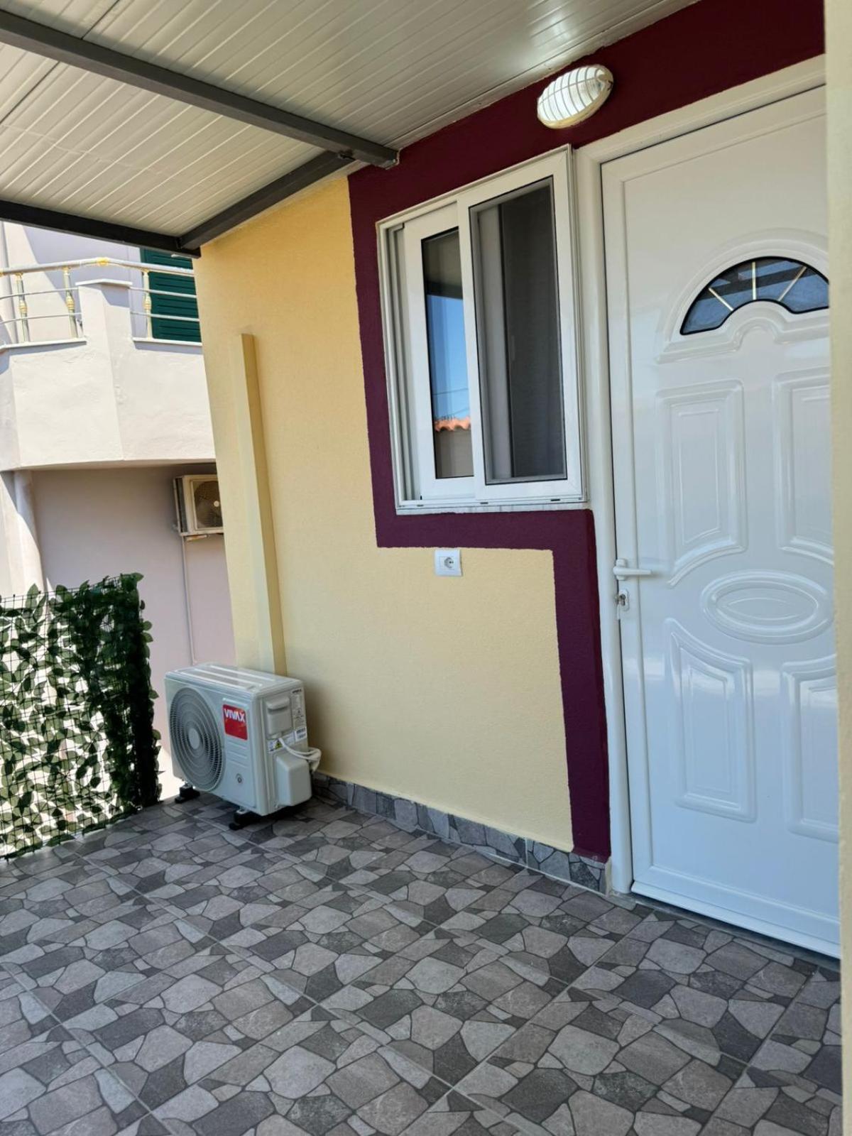 Gasthof Ilias House *