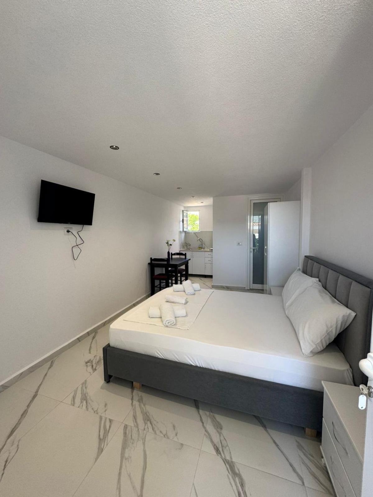 Ilias House Ksamil